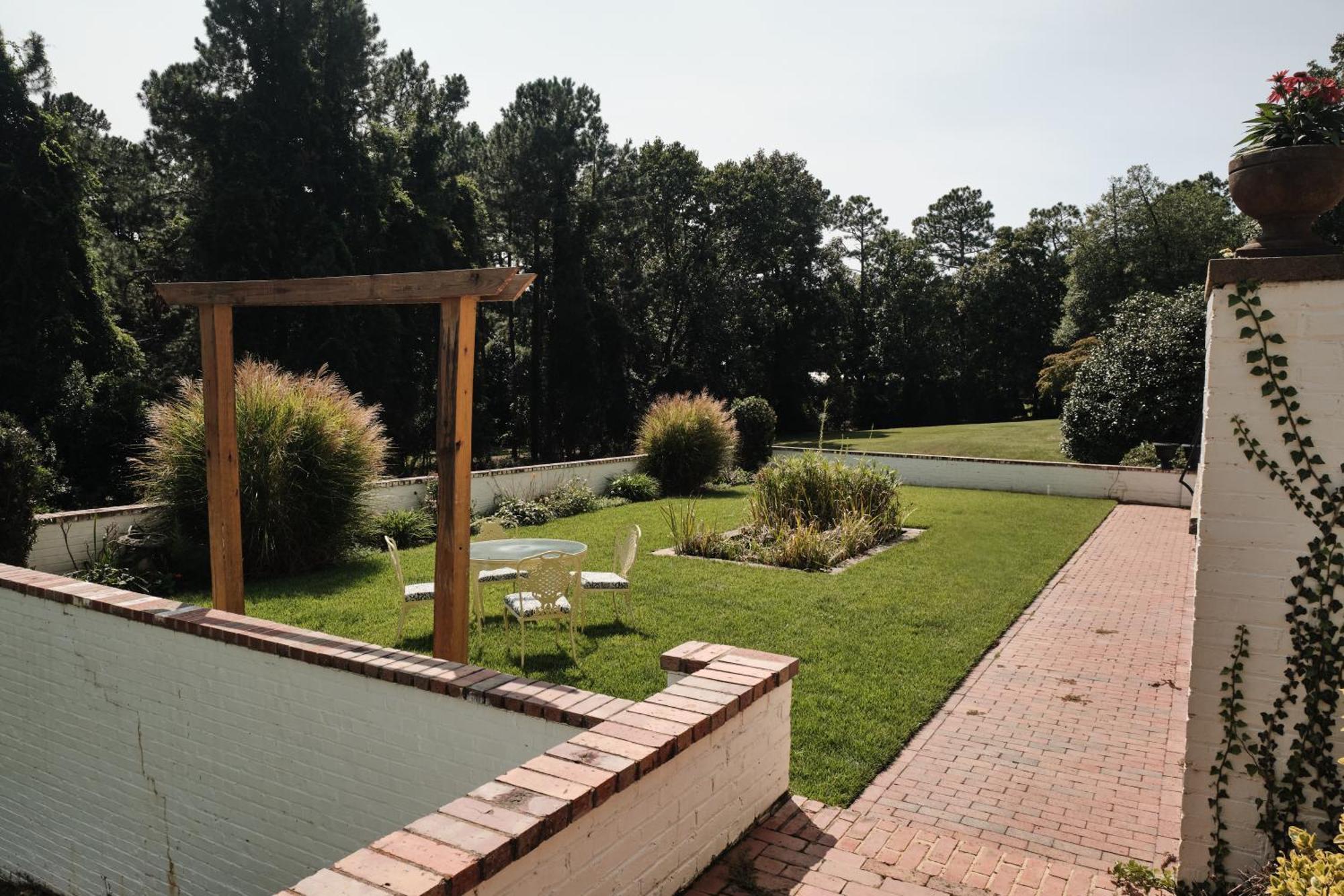 Duncraig Manor Acomodação com café da manhã Southern Pines Exterior foto