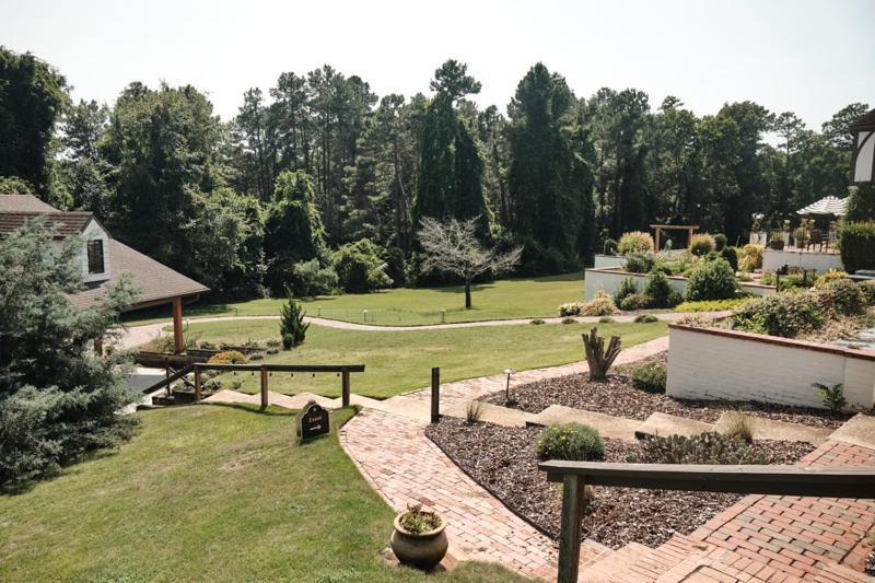Duncraig Manor Acomodação com café da manhã Southern Pines Exterior foto